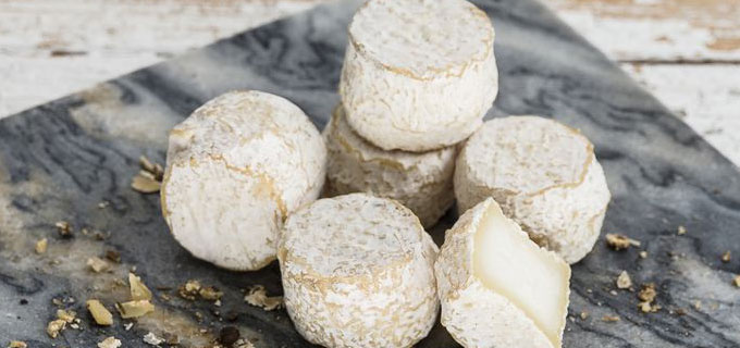 Francouzský  sýr  - Le bouton de Culotte